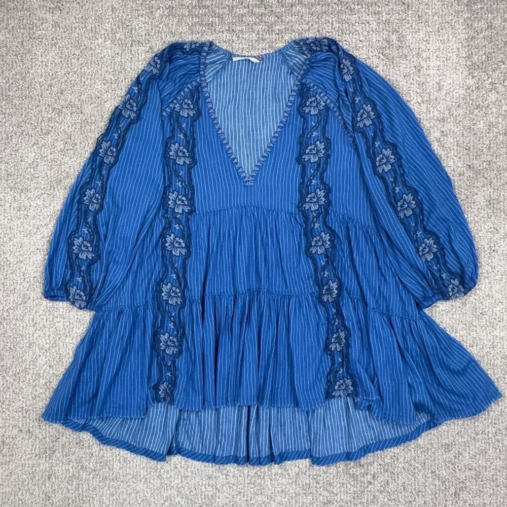 Free People Top Womens XS Blue Embroidered Boho Tunic Swing Distressed Oversized